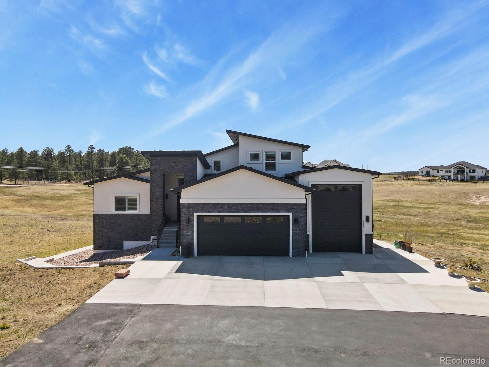 11073 Mosey Trail