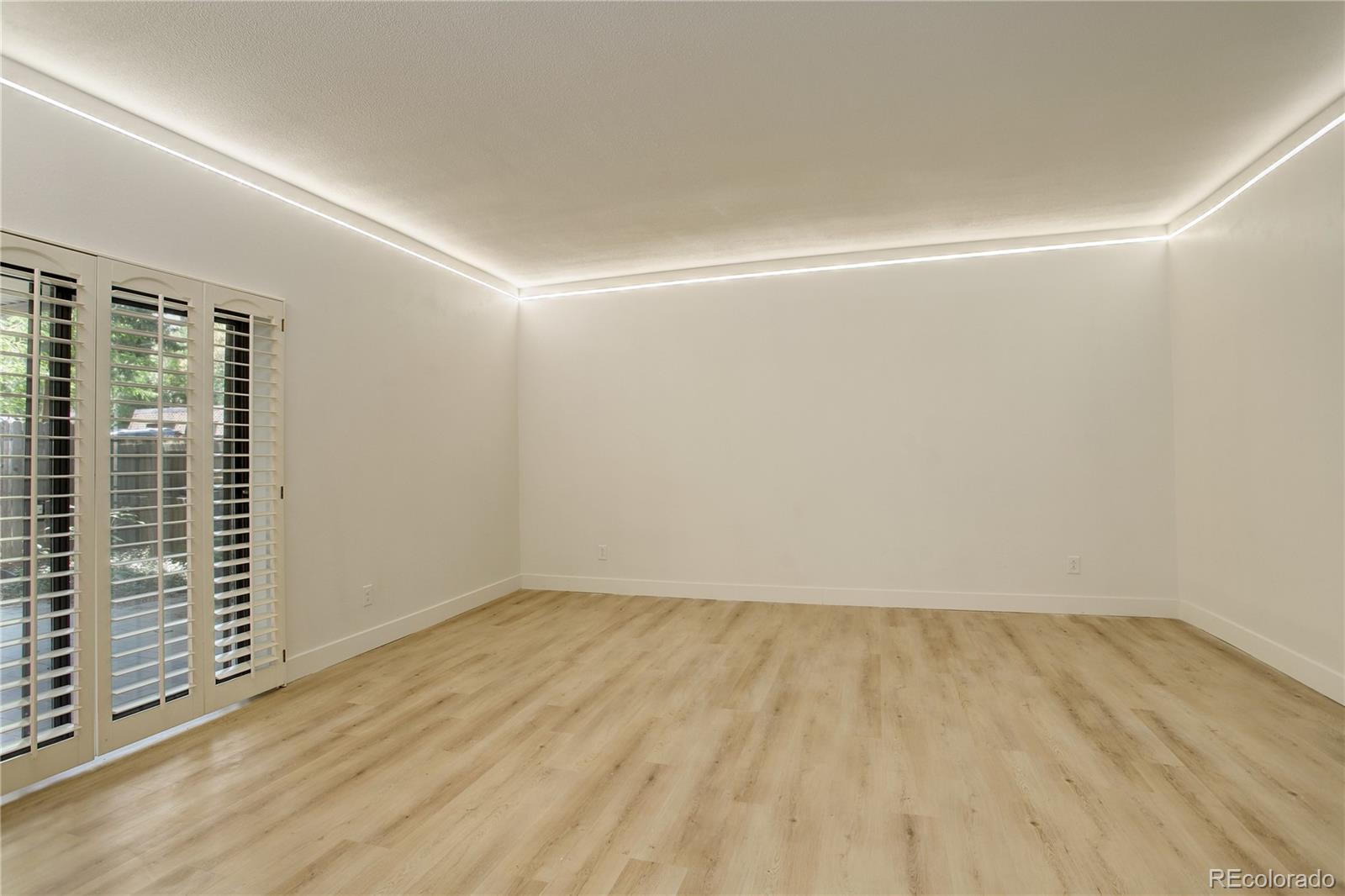 7250 Eastmoor Drive Unit: 124
