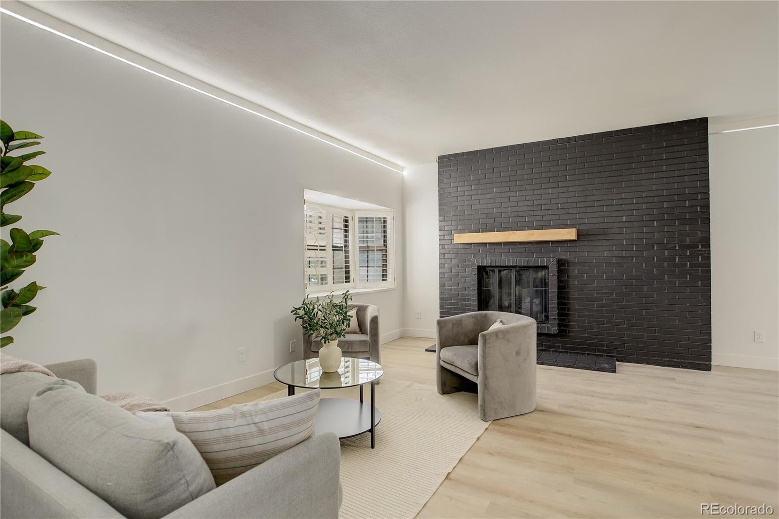 7250 Eastmoor Drive Unit: 124