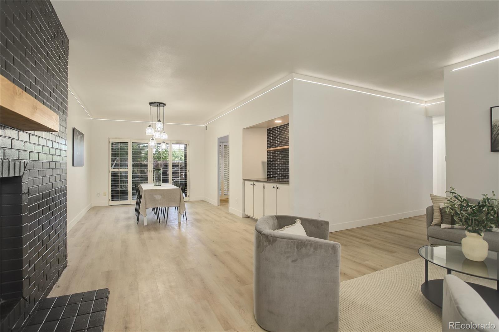 7250 Eastmoor Drive Unit: 124