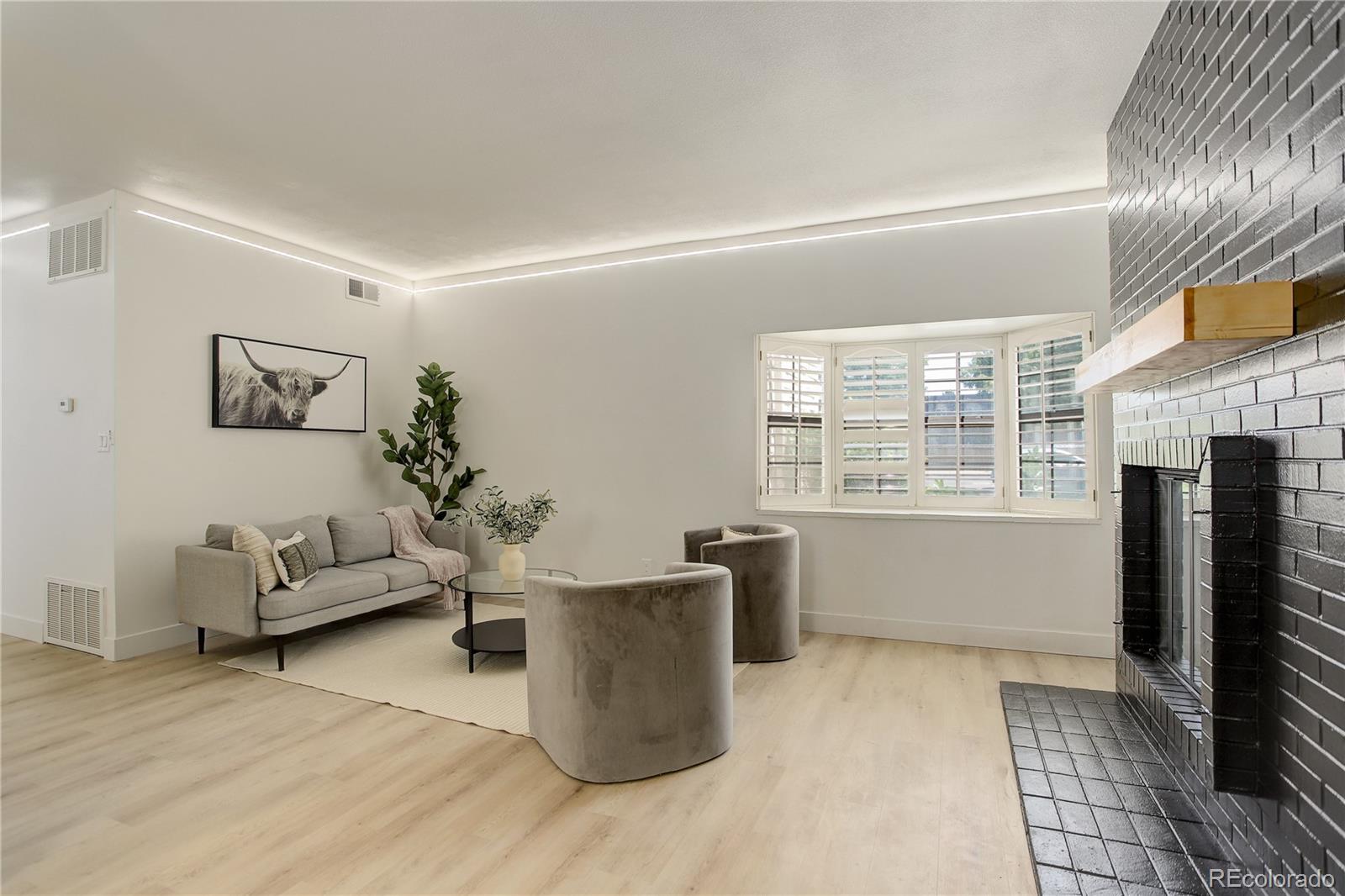 7250 Eastmoor Drive Unit: 124