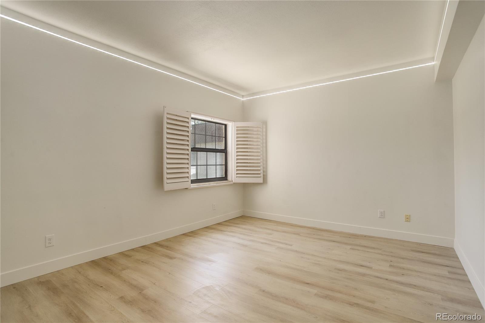 7250 Eastmoor Drive Unit: 124
