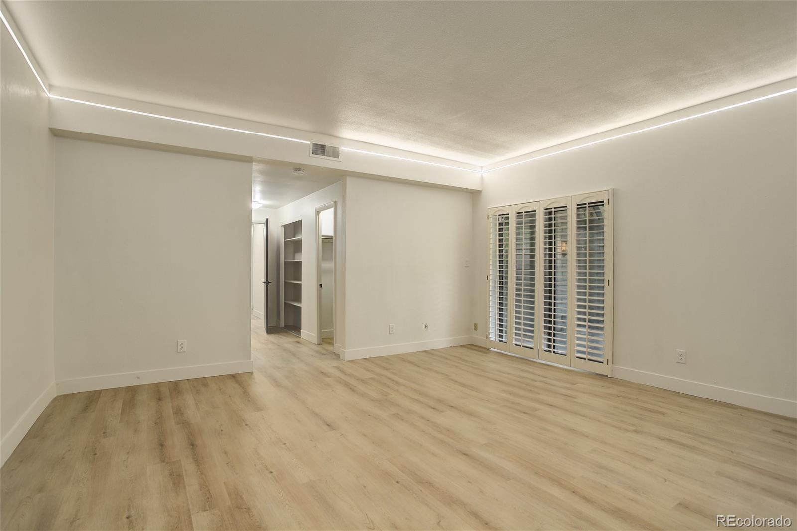 7250 Eastmoor Drive Unit: 124