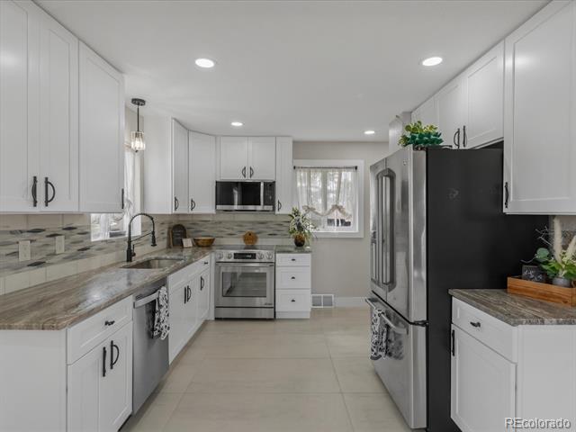 7296 Avrum Drive