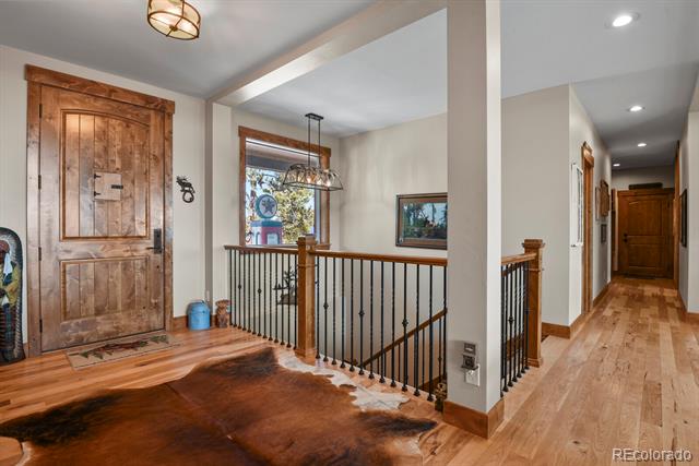 5800 Elk View Court