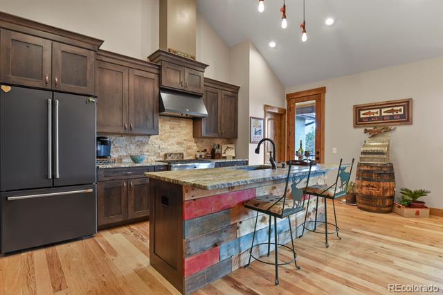 5800 Elk View Court