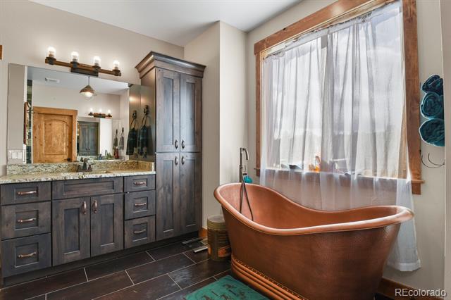 5800 Elk View Court