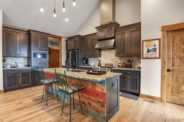 5800 Elk View Court
