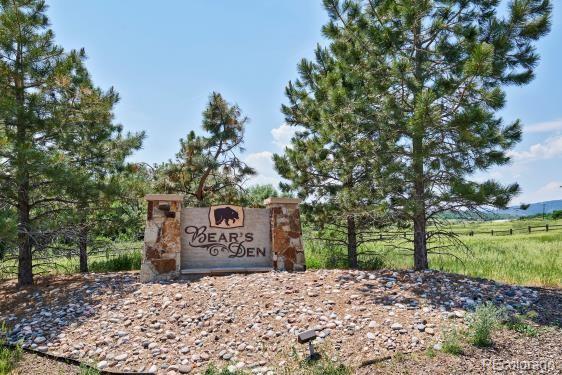 2785 Bears Den Drive