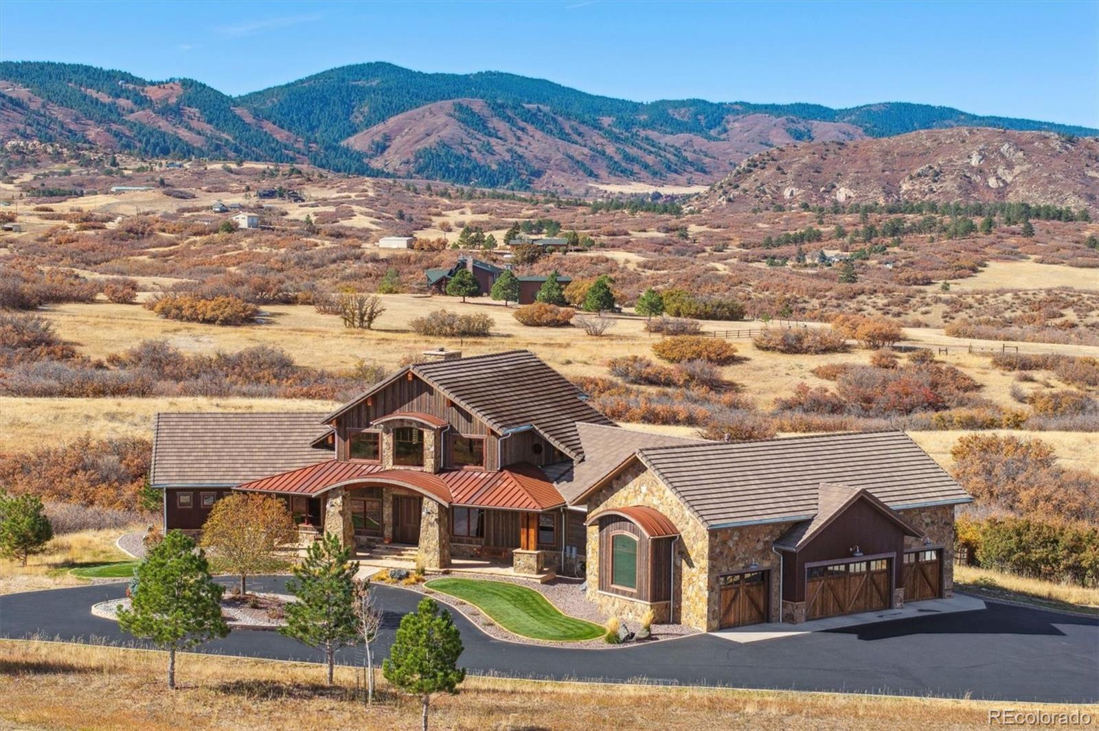 2785 Bears Den Drive