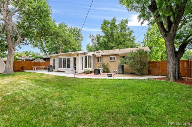 6421 Iris Court