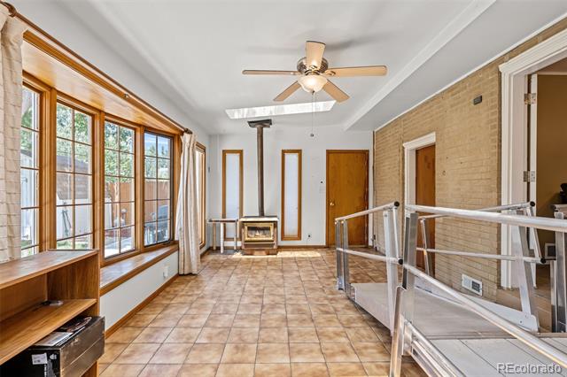 6421 Iris Court