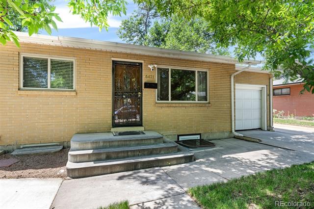 6421 Iris Court