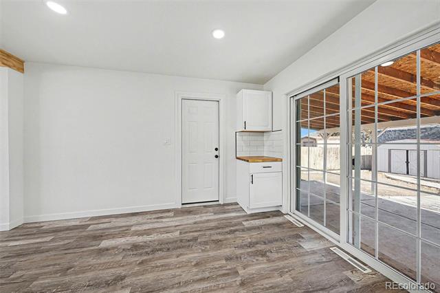 908 Applewood Court