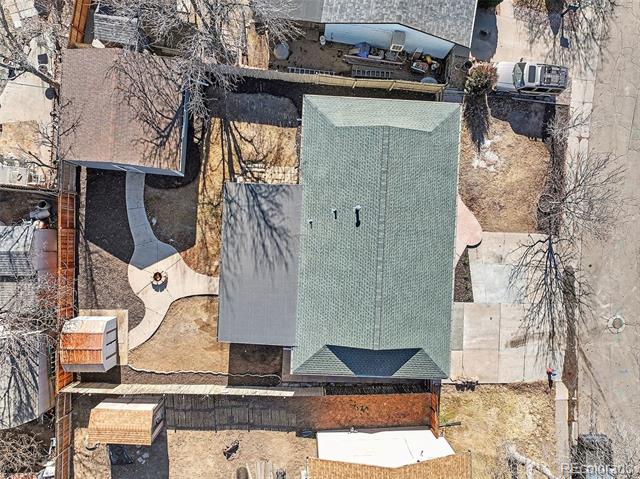 908 Applewood Court