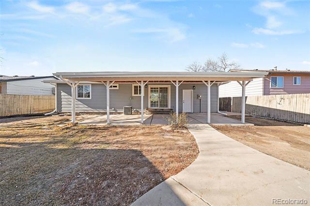 908 Applewood Court