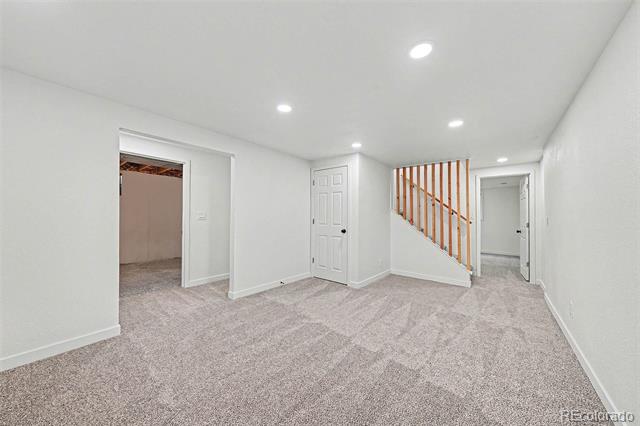 908 Applewood Court