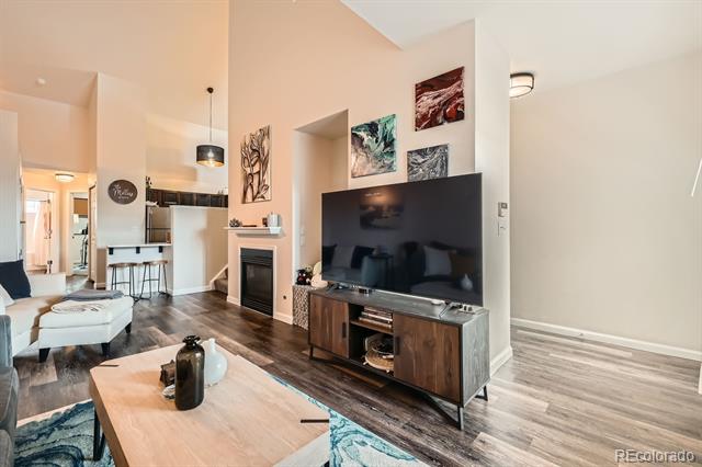 3205 S Walden Court Unit: H