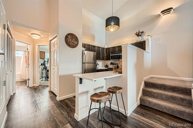3205 S Walden Court Unit: H