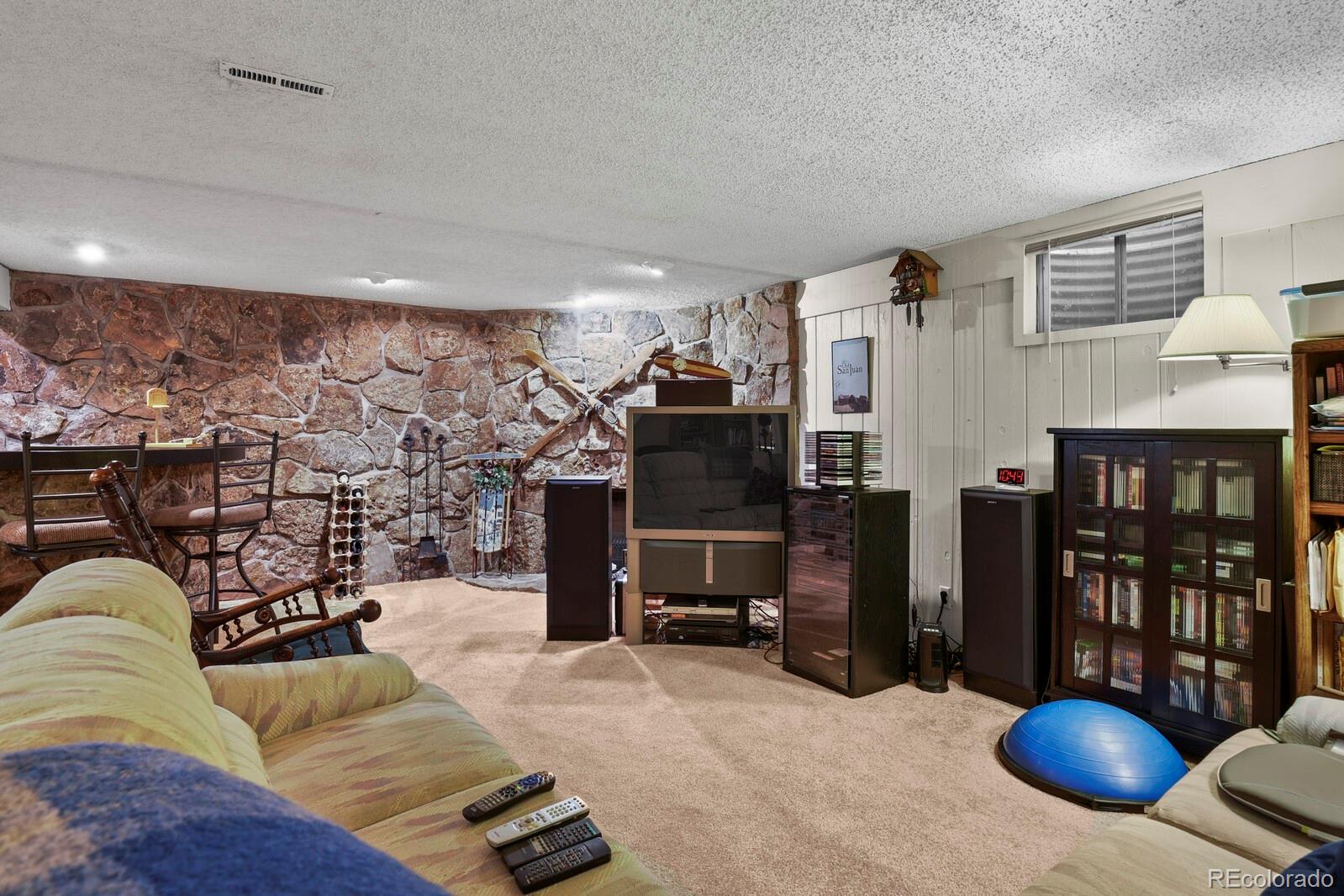 4 Glenridge Drive