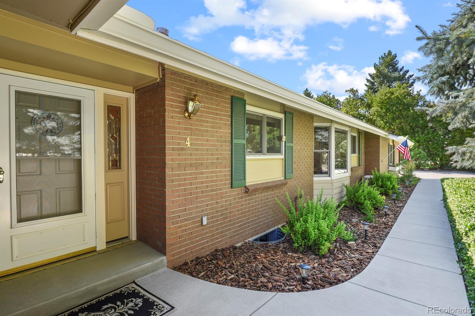 4 Glenridge Drive