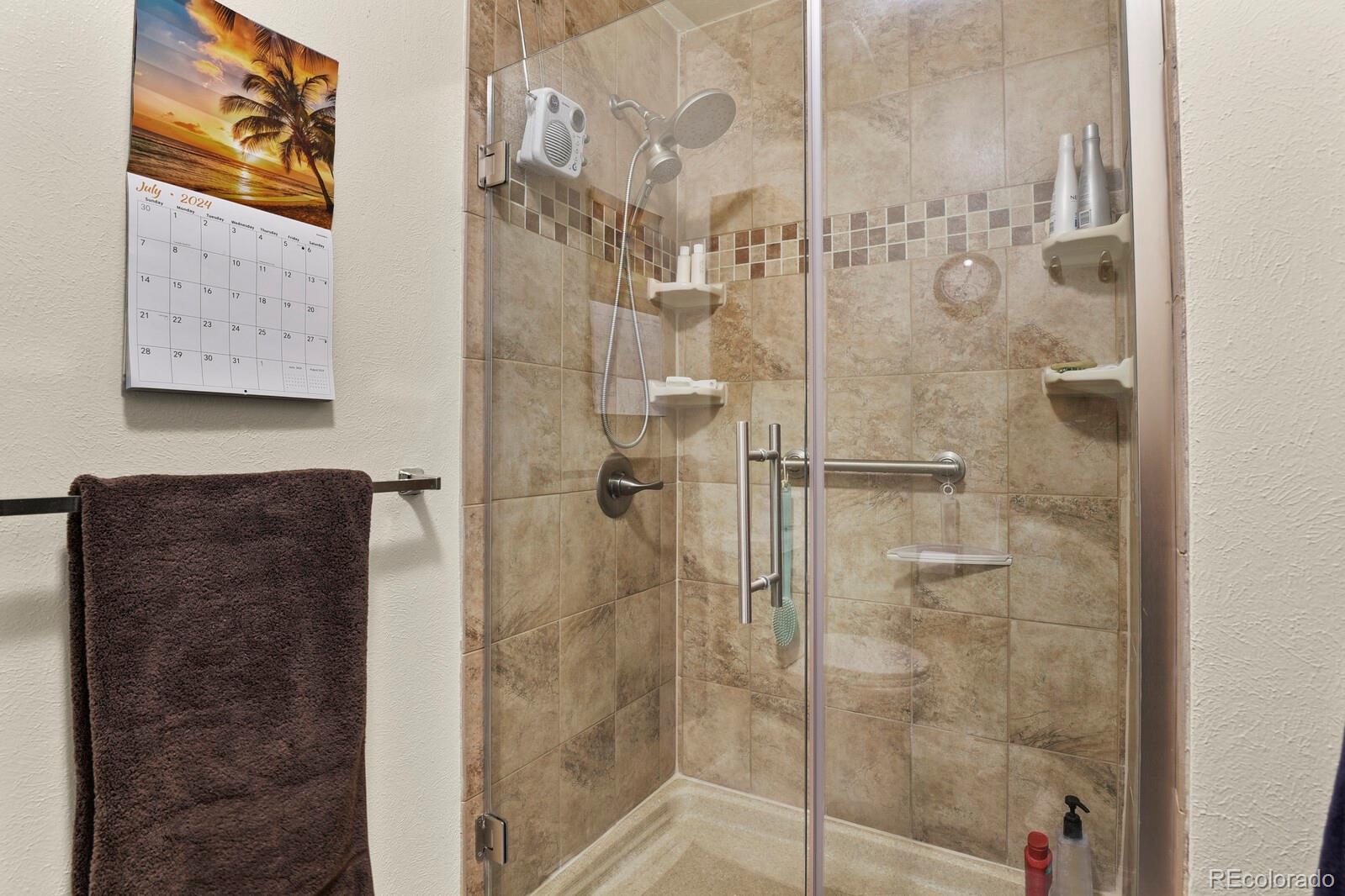 4 Glenridge Drive