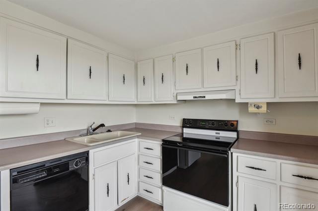 130 N Pearl Street Unit: 1103
