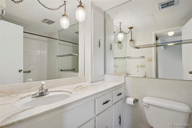 130 N Pearl Street Unit: 1103