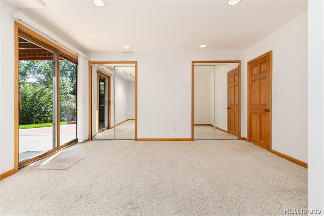2422 W Arapahoe Court