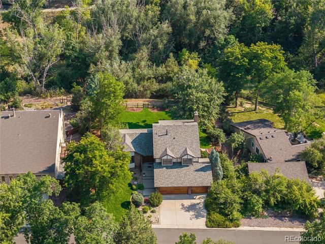 2422 W Arapahoe Court