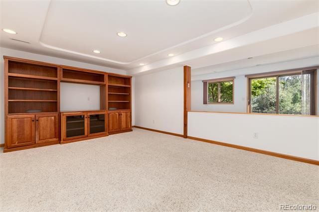 2422 W Arapahoe Court