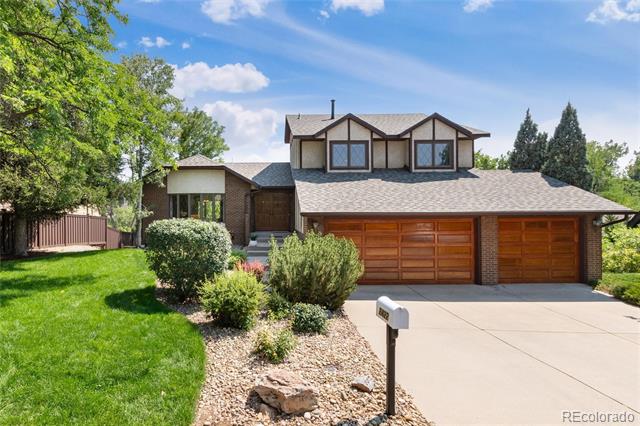 2422 W Arapahoe Court