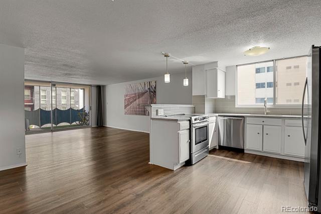 1155 N Ash Street Unit: 402