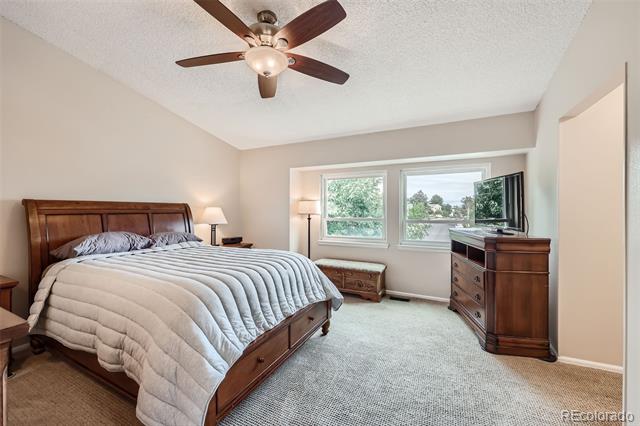 800 Prairie Ridge Road