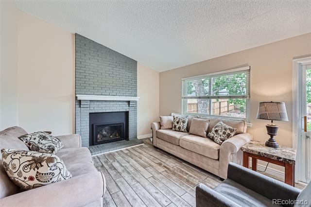 800 Prairie Ridge Road