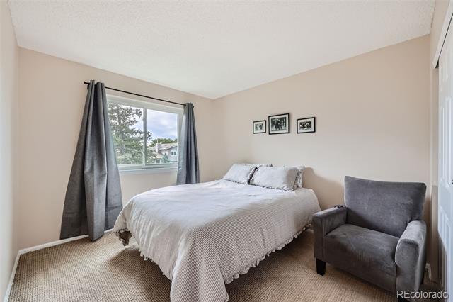 800 Prairie Ridge Road
