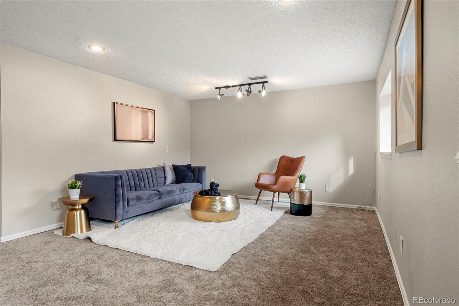 16334 E Carolina Drive