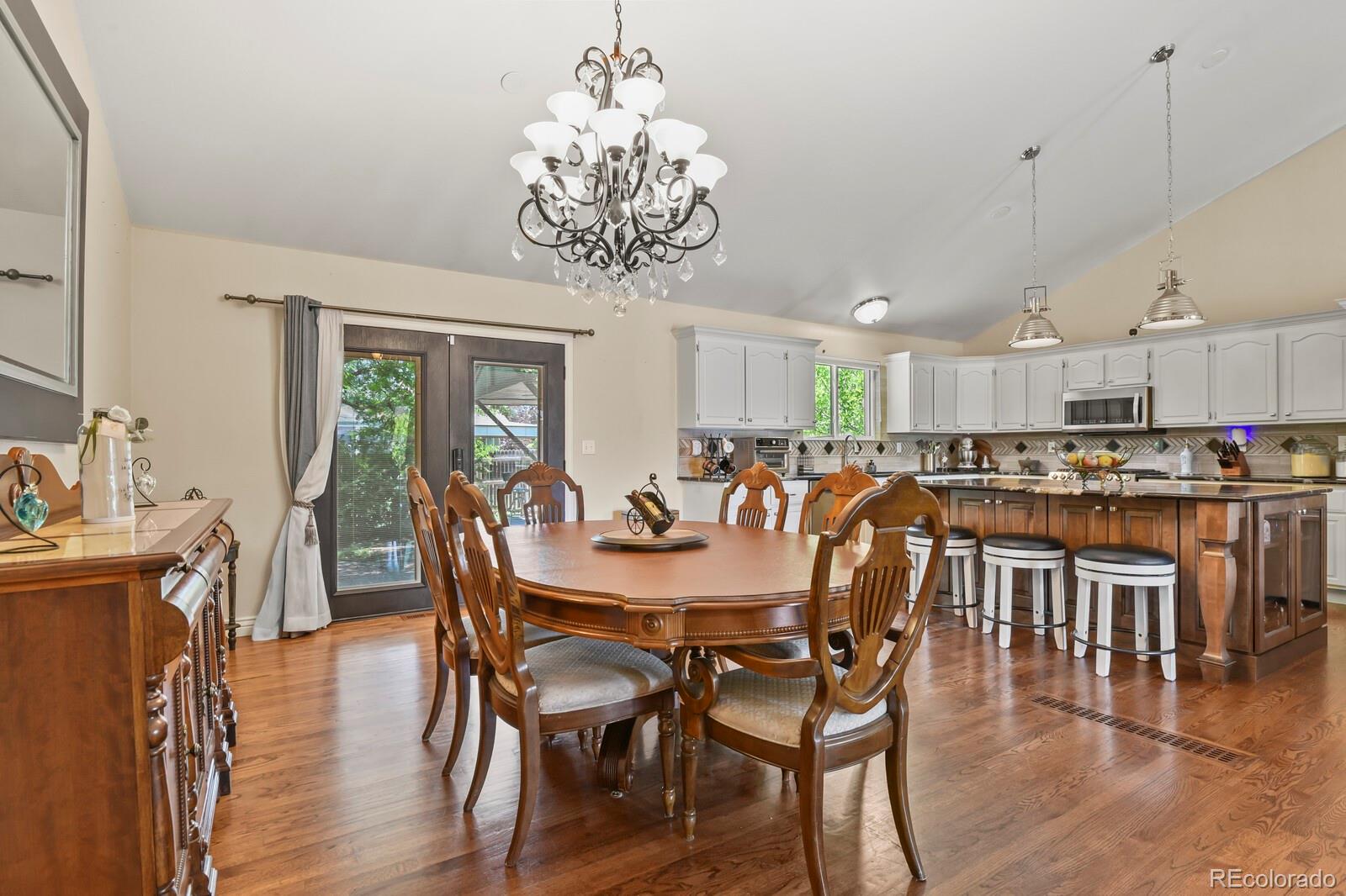 882 S 14th Avenue
