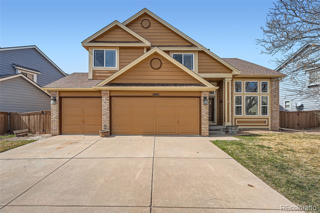 1045 English Sparrow Trail