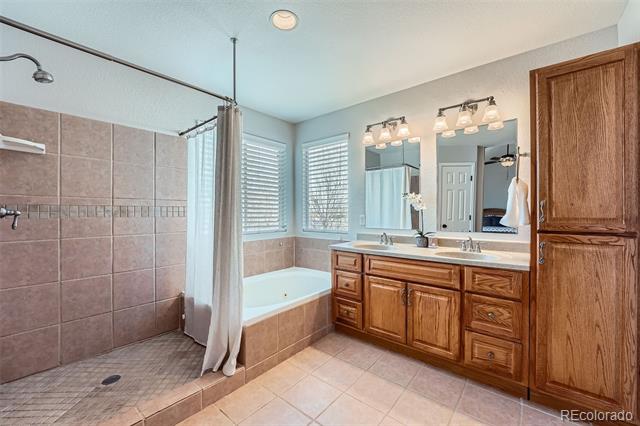 1045 English Sparrow Trail