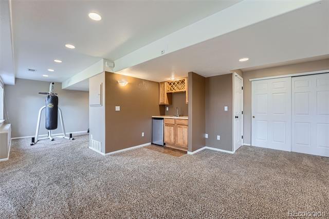 1045 English Sparrow Trail