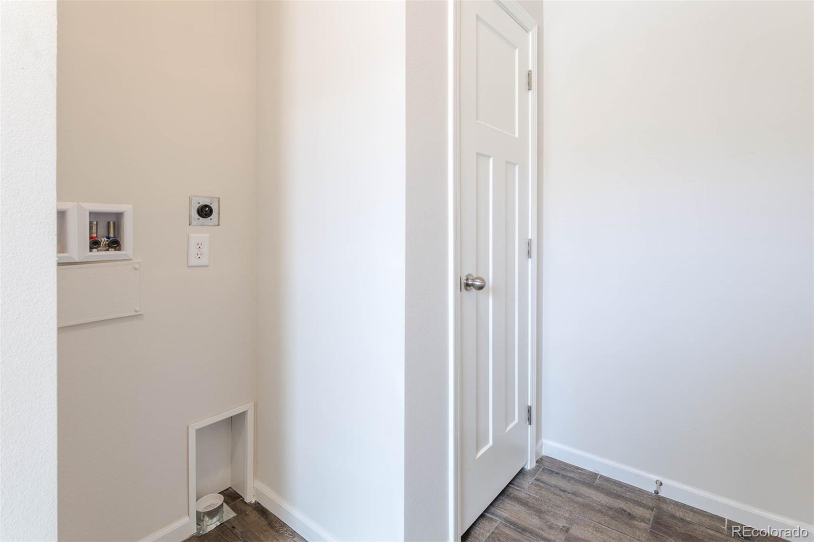 2378 N Emporia Street