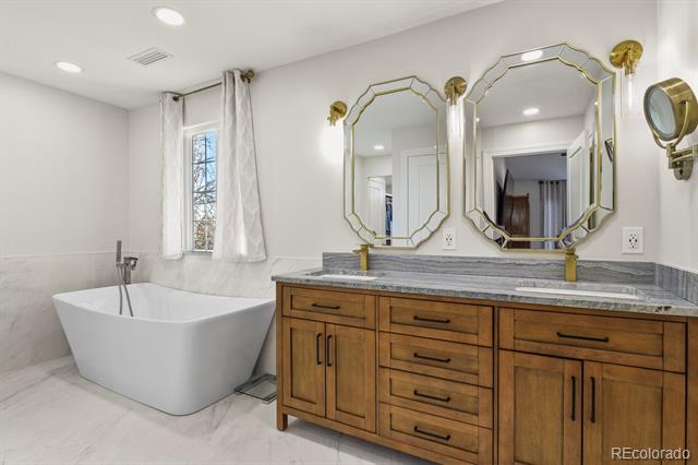 7404 La Quinta Lane