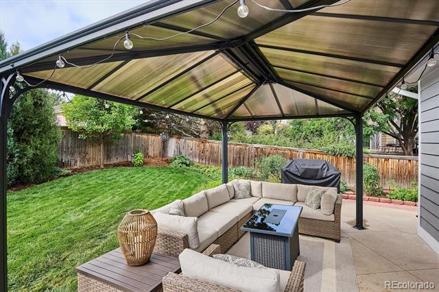 8940 Goosander Way