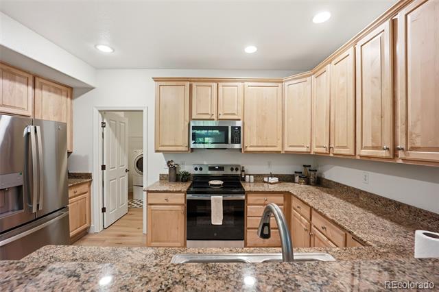8853 Edinburgh Circle