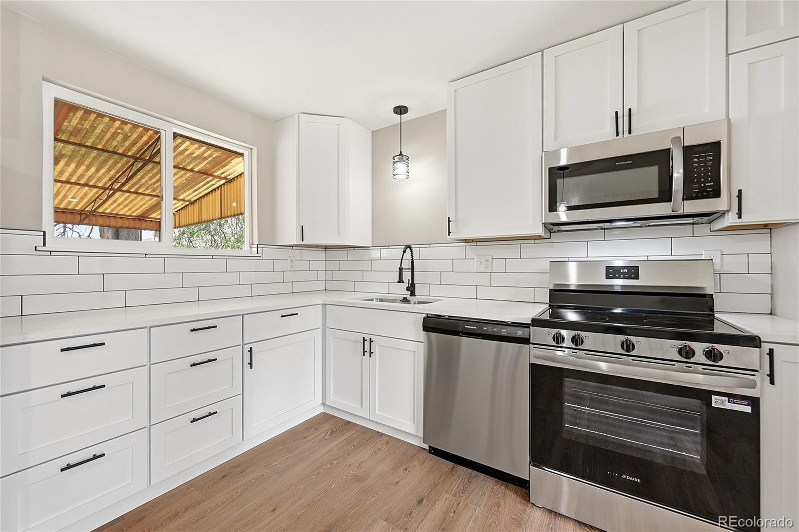 3513 E 117th Place