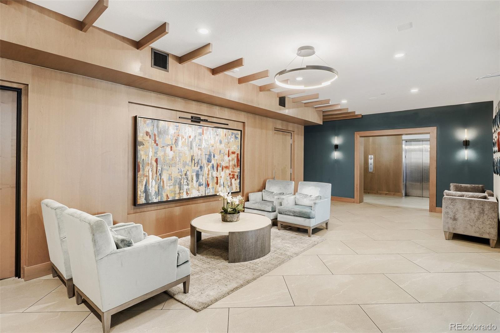 1551 Larimer Street Unit: 404
