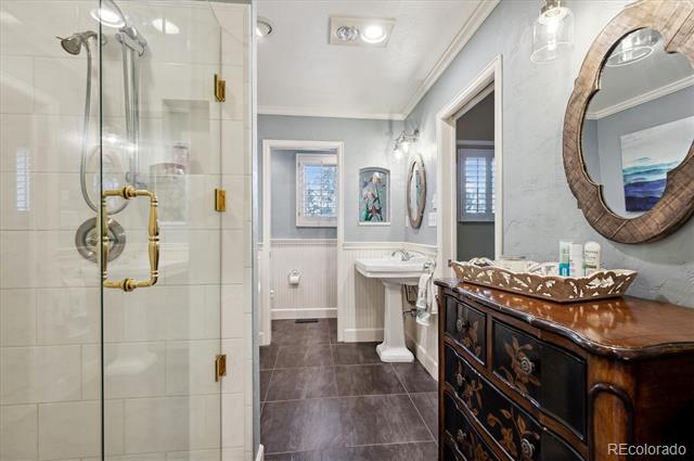 2356 Hiwan Drive Unit: 40
