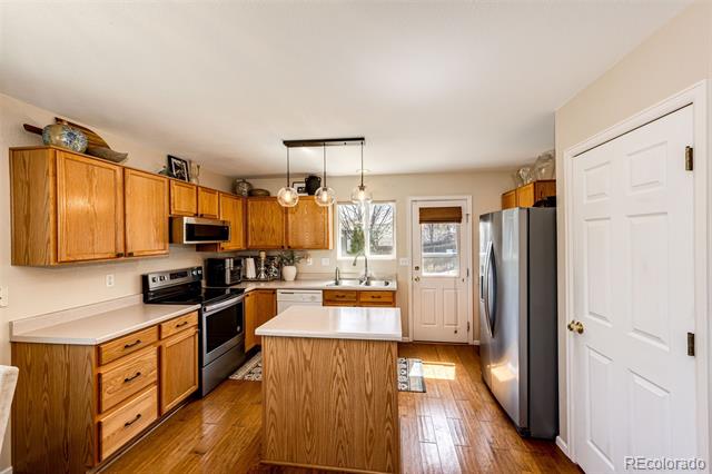2070 E 125th Place