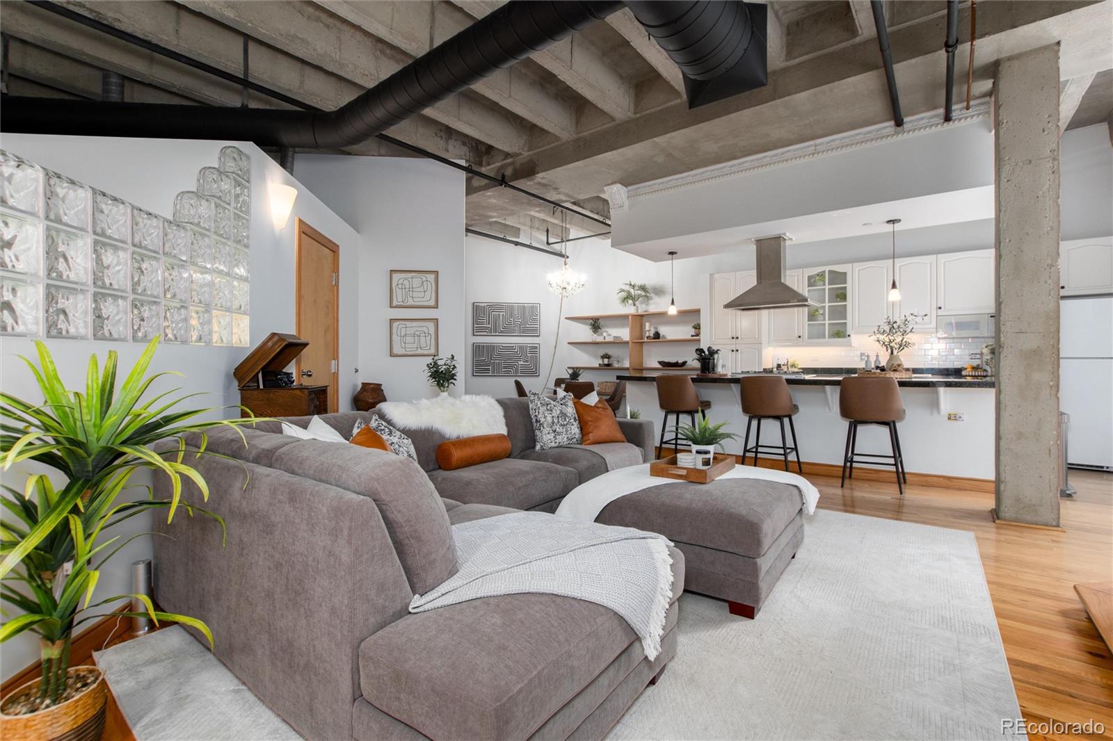 1020 15th Street Unit: 210